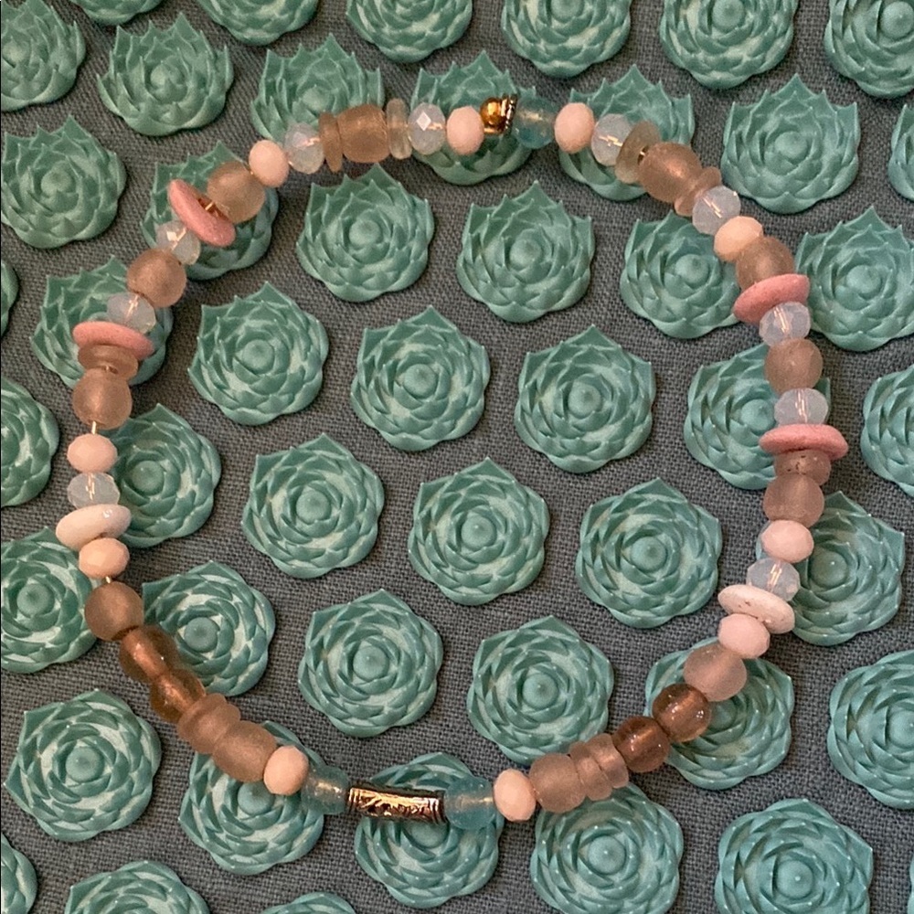 Elegant Multicolor Beaded choker necklace